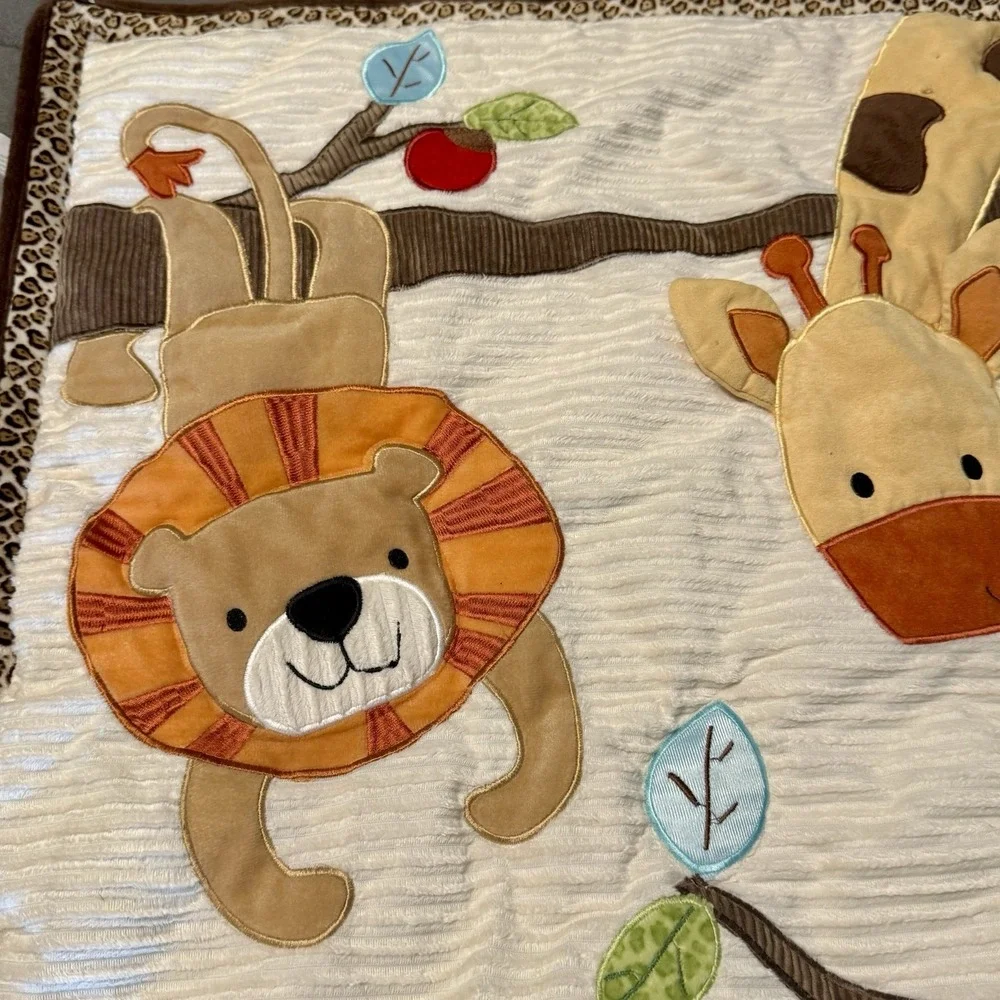 Lambs & Ivy Jungle Safari Friends Crib Quilt 45x35